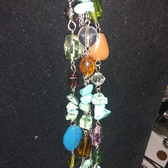 🤗💗BEUTIFUL!/ MULTIPLE STRINGED BEADED♥️🤗 - Picture 1 of 8